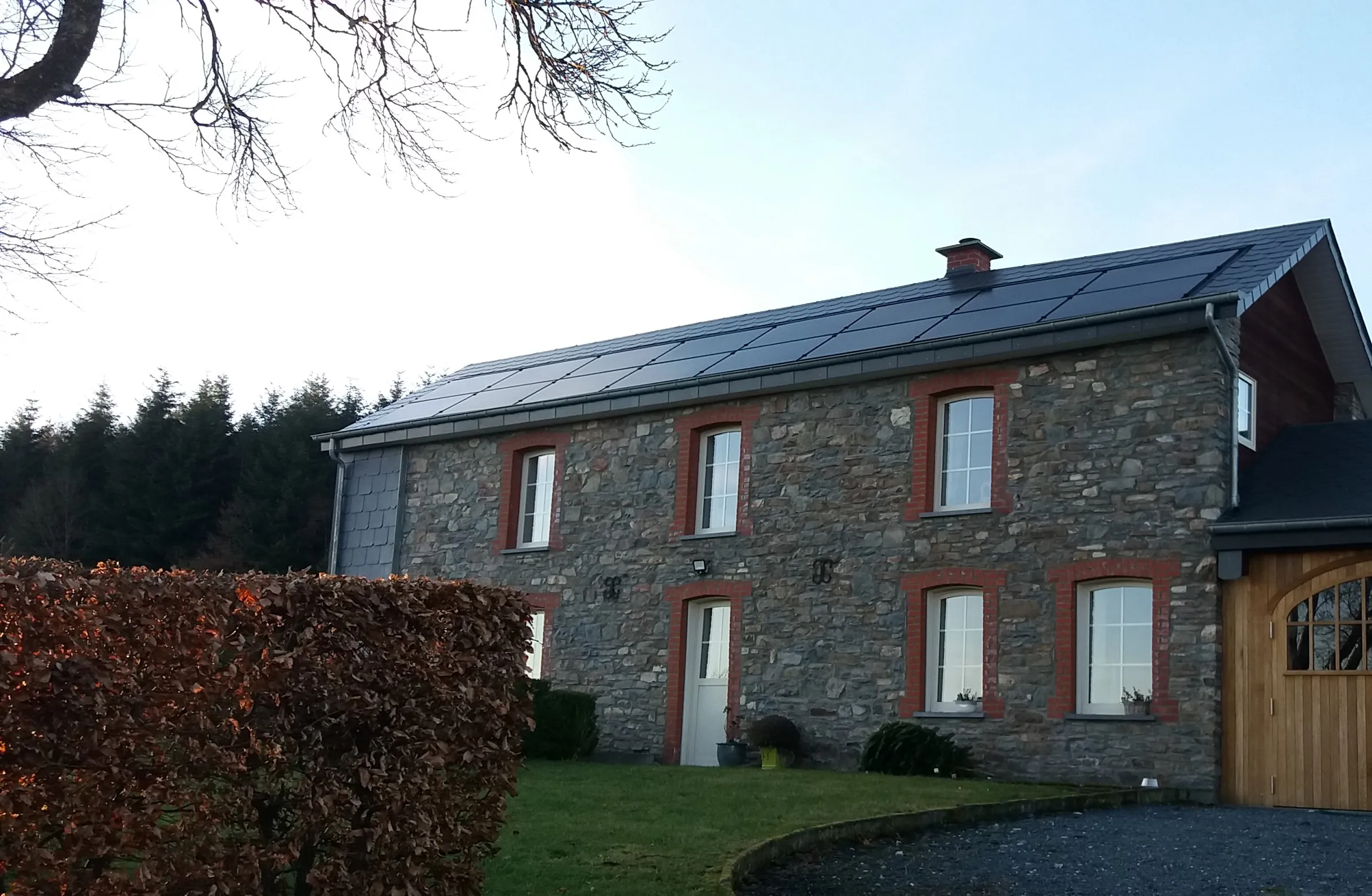 Toiture photovoltaïque terminée